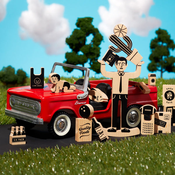 One Trip Nick Wooden Balance Game - Brass Monkey - 9780735385788