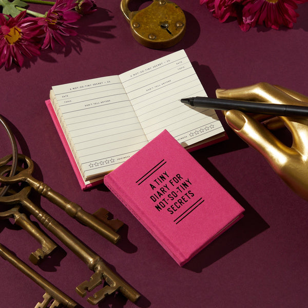 Tiny Diary for Not So Tiny Secrets - Brass Monkey - 9780735386495